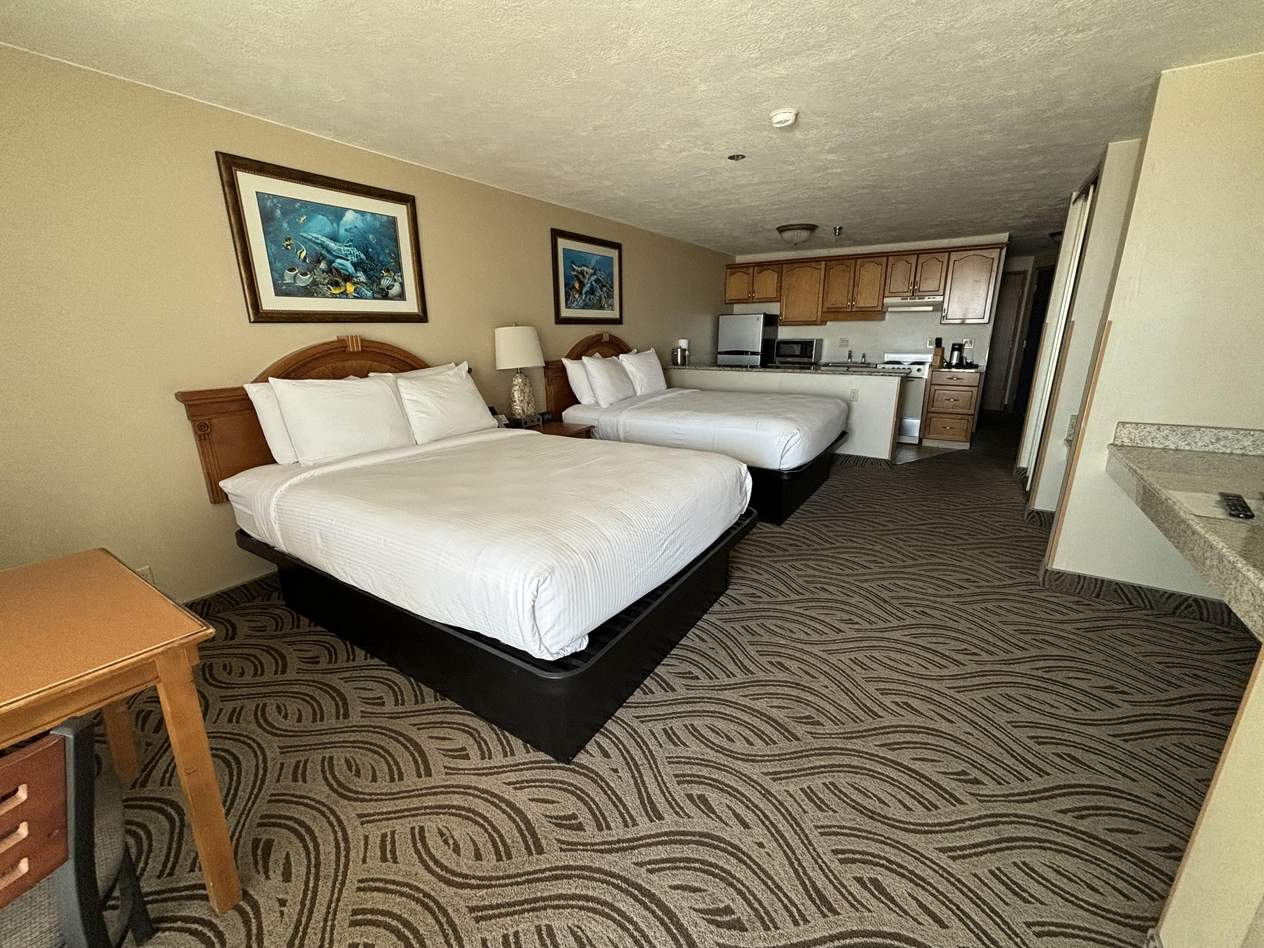 Promenade Inn & Suites Oceanfront 锡赛德 外观 照片