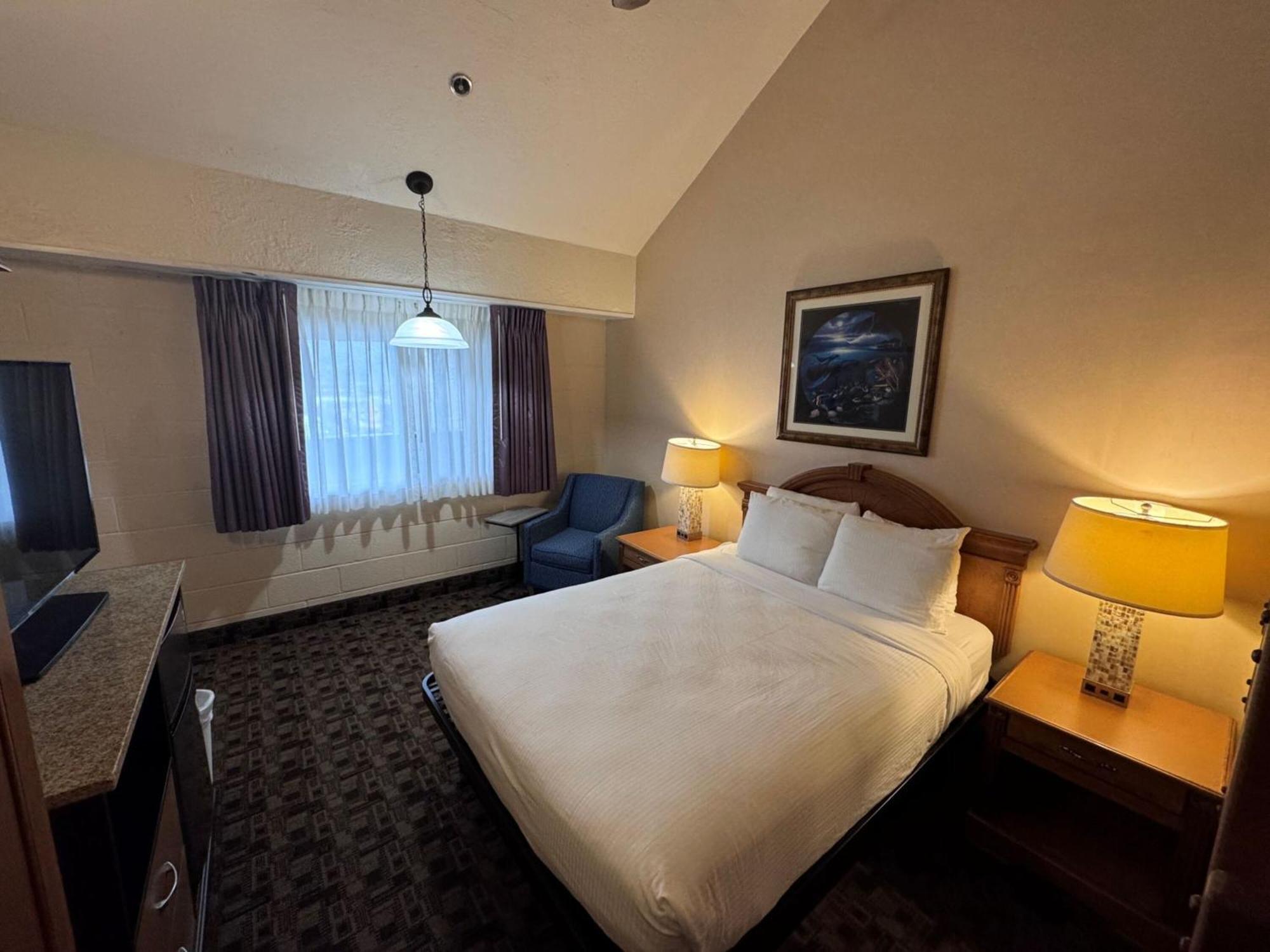 Promenade Inn & Suites Oceanfront 锡赛德 外观 照片